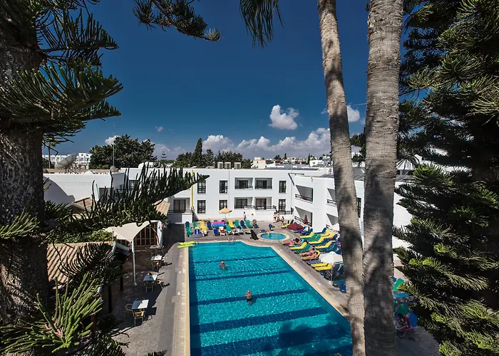 Cheap hotel: Anthea Hotel Apartments