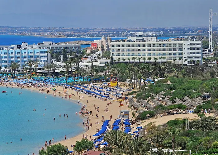 Kid friendly hotel Nelia Beach & Spa