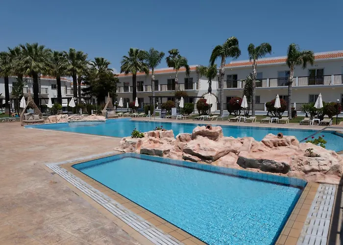 Loutsiana Deluxe Apts